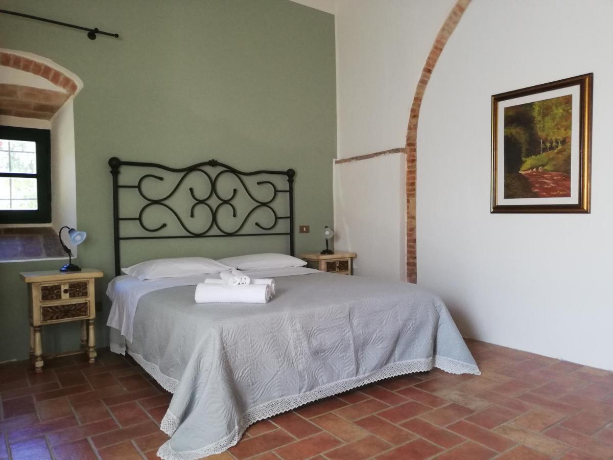 Agriturismo Terenzana Aparthotel Riparbella Buitenkant foto