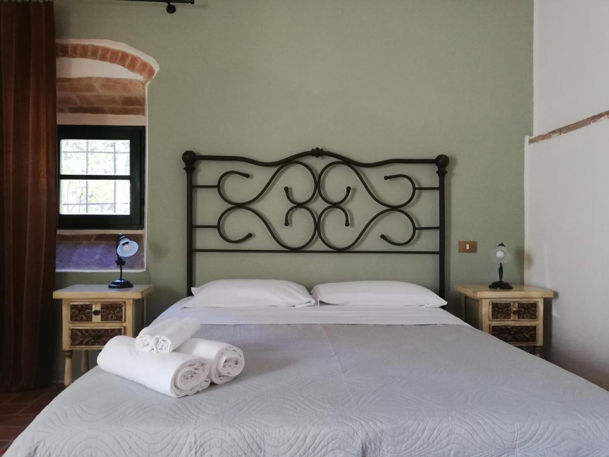Agriturismo Terenzana Aparthotel Riparbella Buitenkant foto