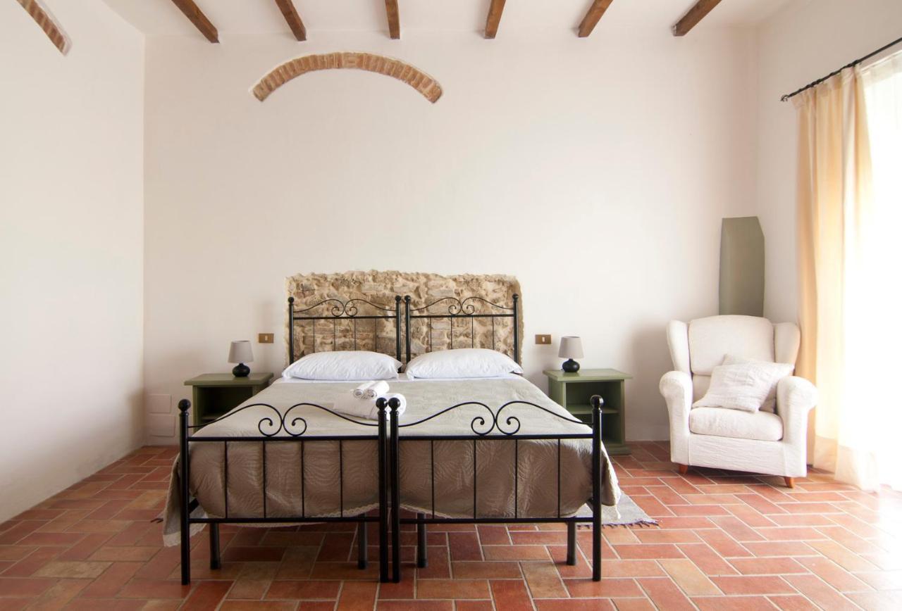 Agriturismo Terenzana Aparthotel Riparbella Buitenkant foto