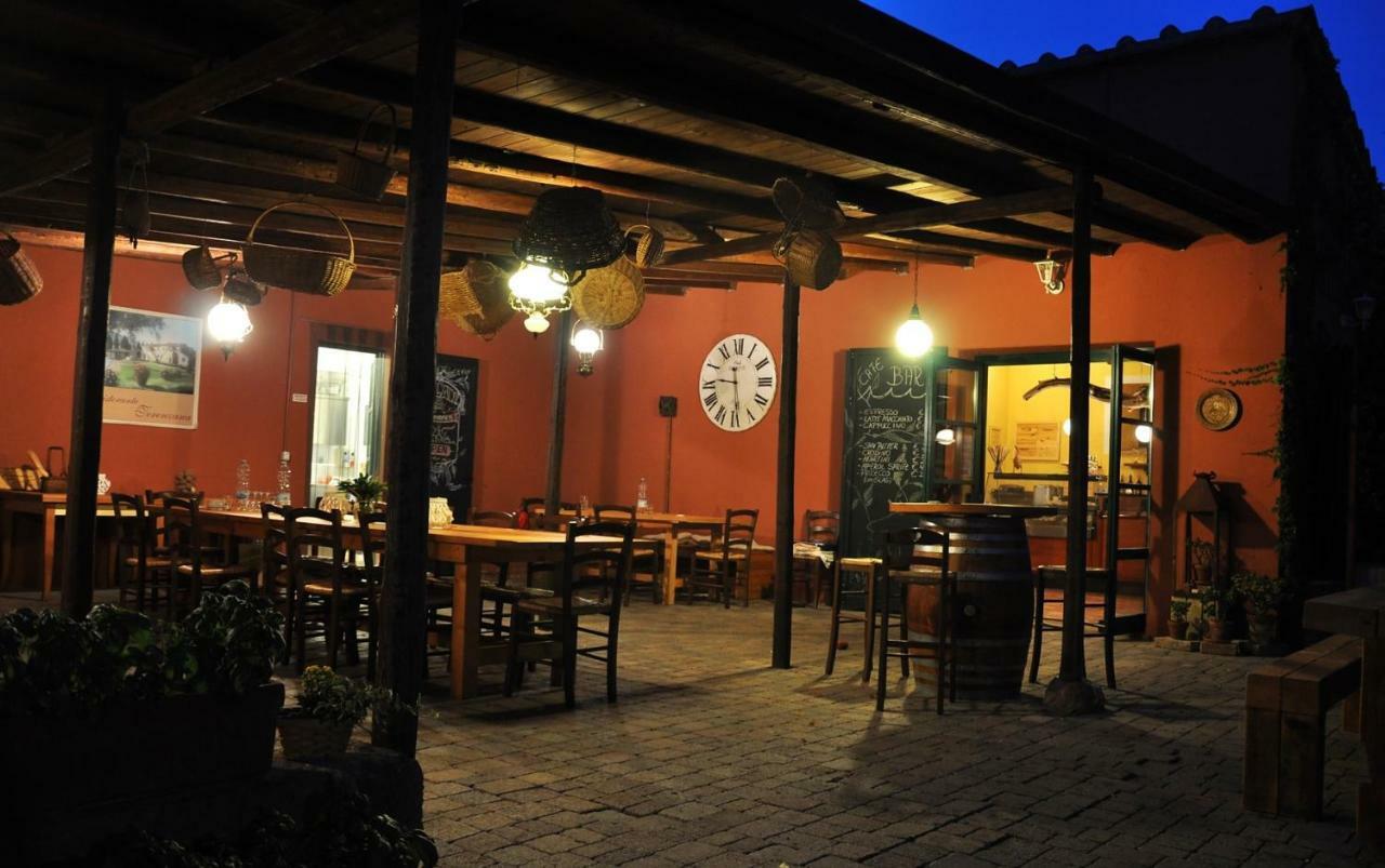 Agriturismo Terenzana Aparthotel Riparbella Buitenkant foto