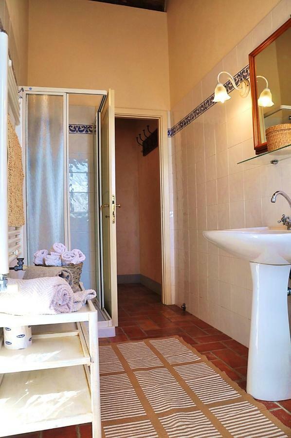 Agriturismo Terenzana Aparthotel Riparbella Buitenkant foto